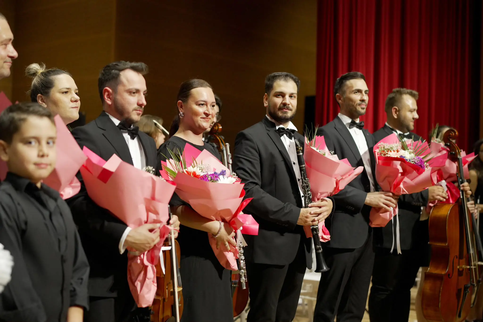 GENÇ MÜZİSYENLER YILSONU KONSERİNDE ALKIŞ TOPLADI galeri görseli
